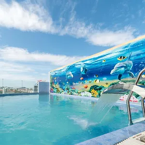 Nhat Minh And Hotel Da Nang